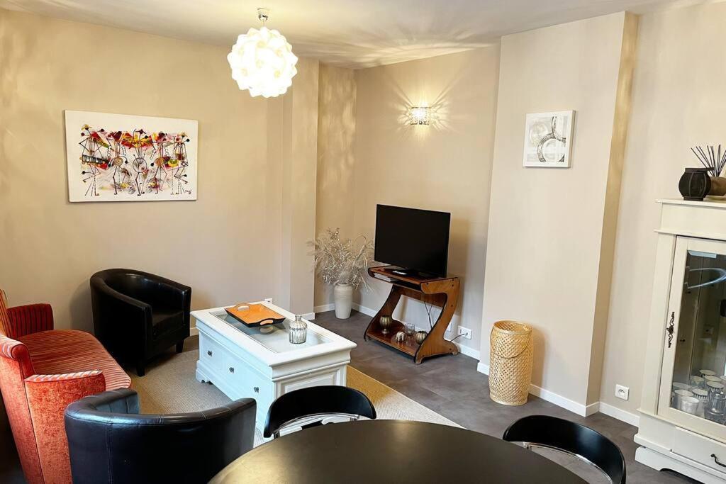 Апартаменты #Le Maillard #Grand F2 #Hyper Centre Бриве-ла-Гаилларде Экстерьер фото